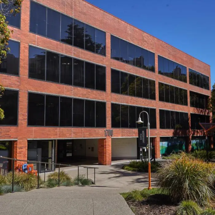view of foundations san francisco building facade and campus